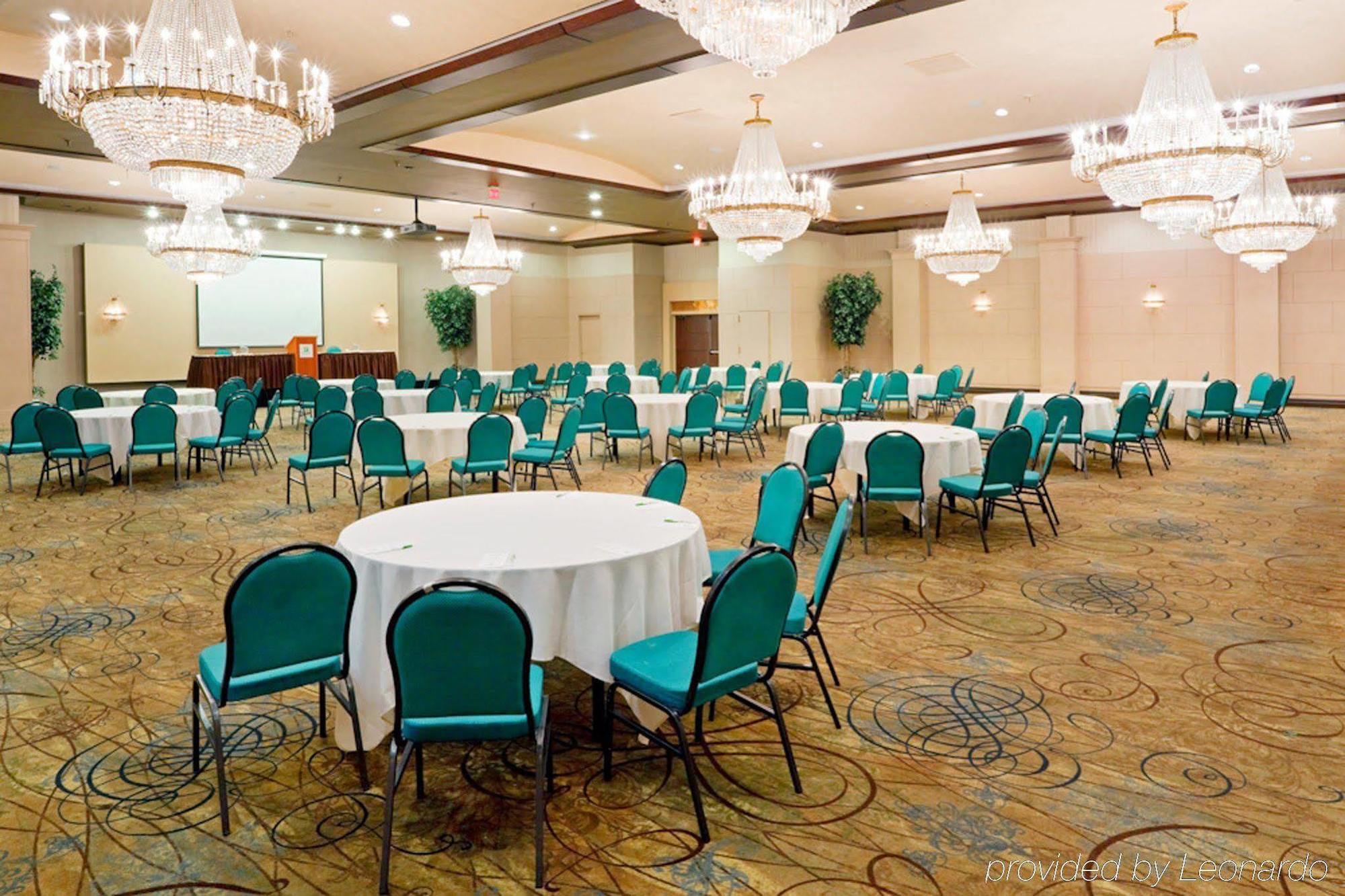 Holiday Inn Philadelphia-Stadium Удобства фото