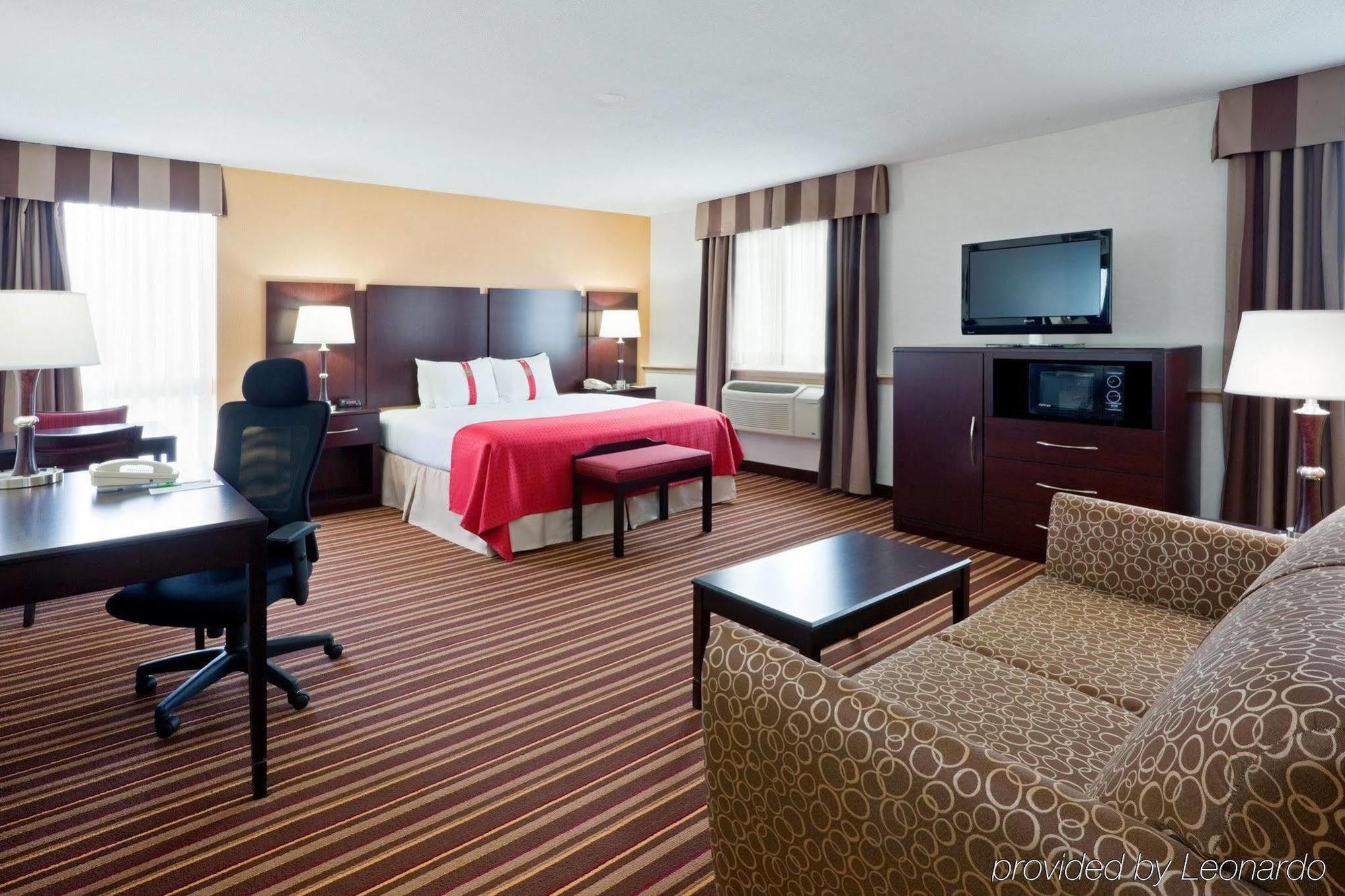 Holiday Inn Philadelphia-Stadium Экстерьер фото